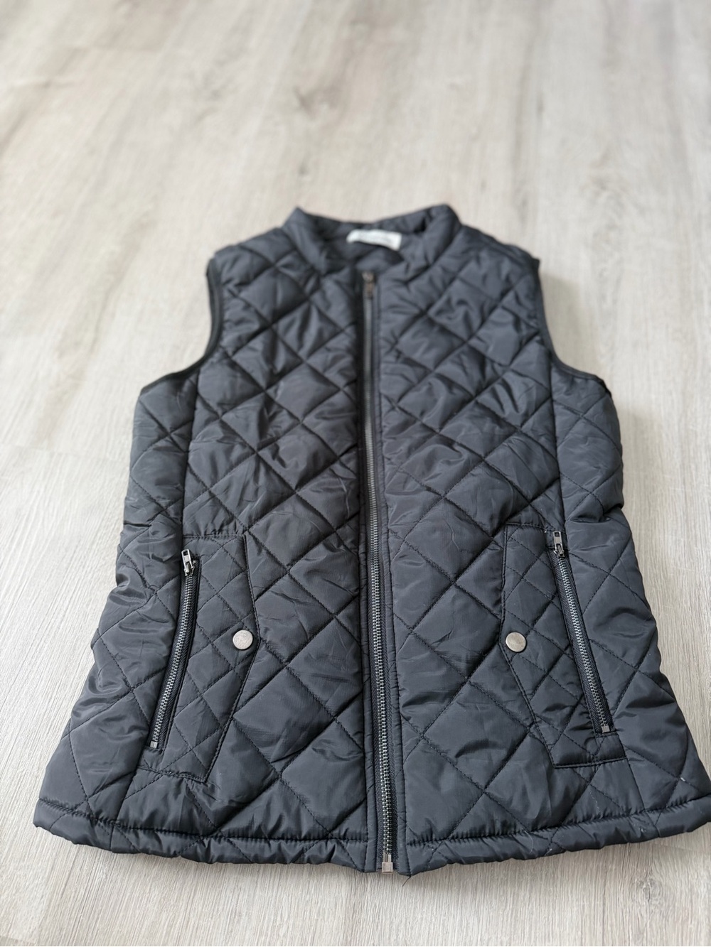 Quilted Sleeveless Vest in Black